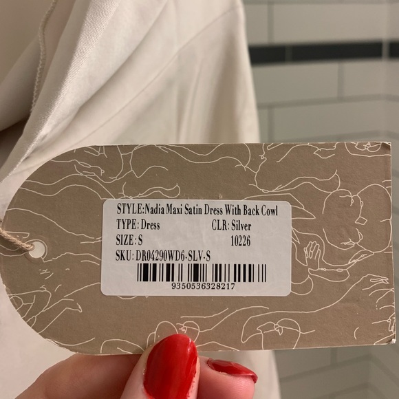 Meshki Nadia Satin Dress - Picture 6 of 6